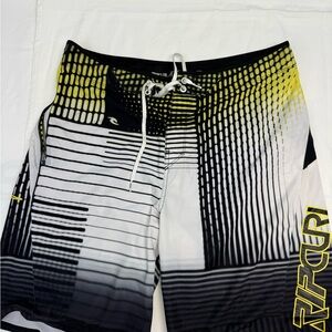 Rip Curl Men's Gradient Swim Shorts - Black and Yellow